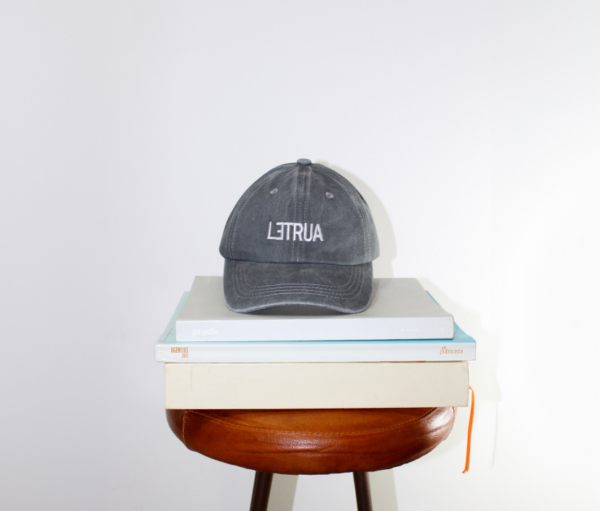 GORRA GRIS LAVADO- LOGO - Imagen 3